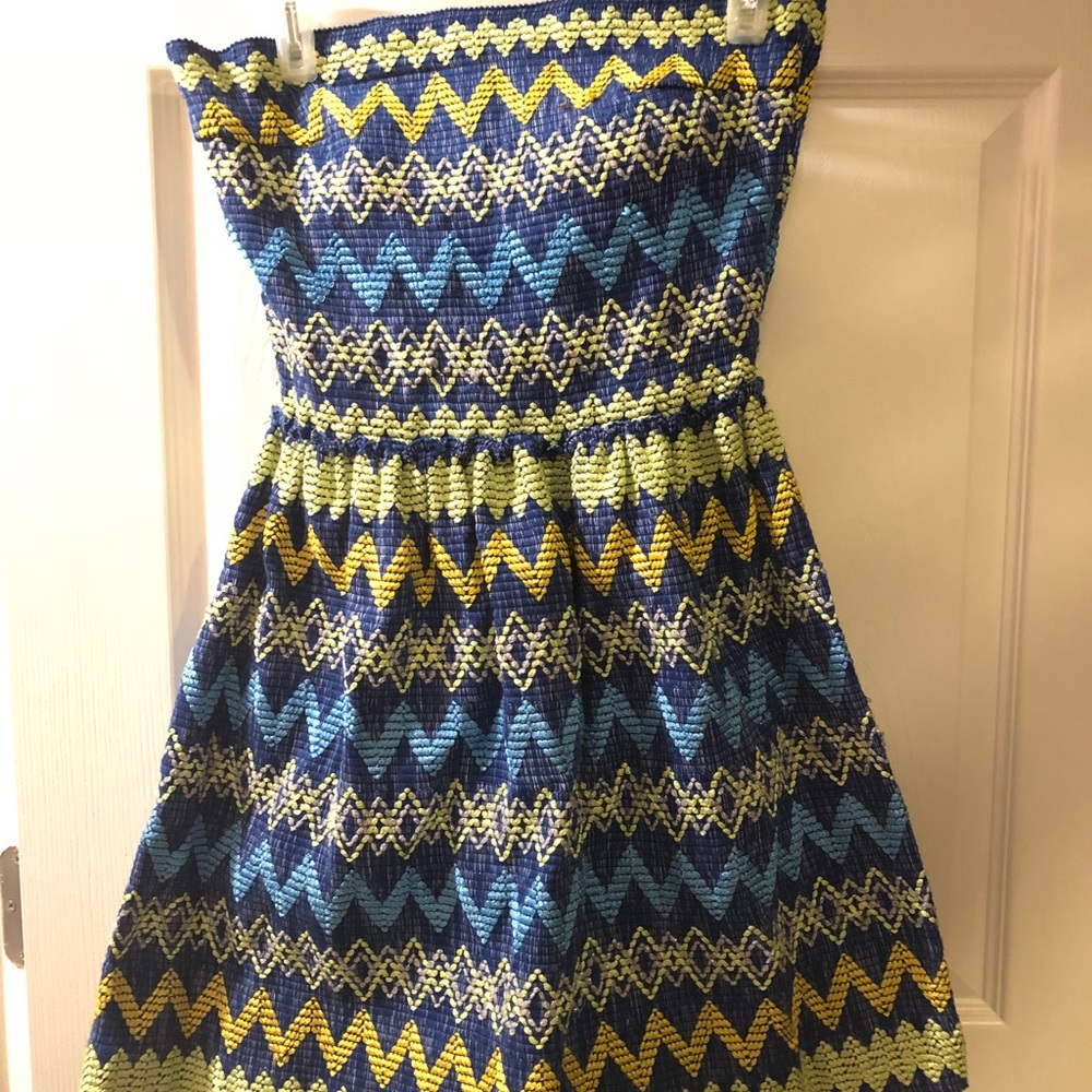 Blue strapless cocktail dress